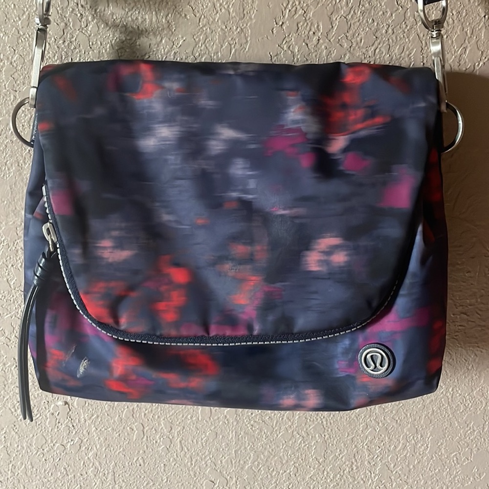 Lululemon Festival Bag